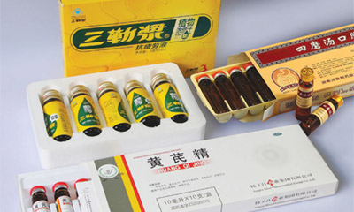 DTTZ-100L全自動(dòng)口服液(制托/貼標(biāo)/入托/裝盒)包裝生產(chǎn)線樣品